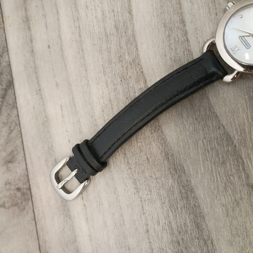 Coach Women's Watch Swiss Silver Genuine Black Leather Strap New Battery Pearl